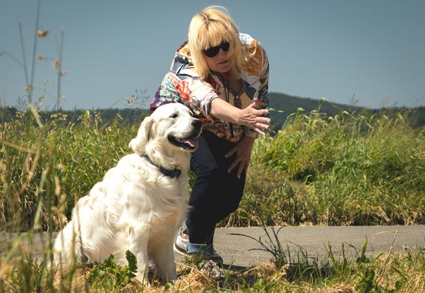 Anke Wojtynowski-Scharf mit Ihrem Hund Sky